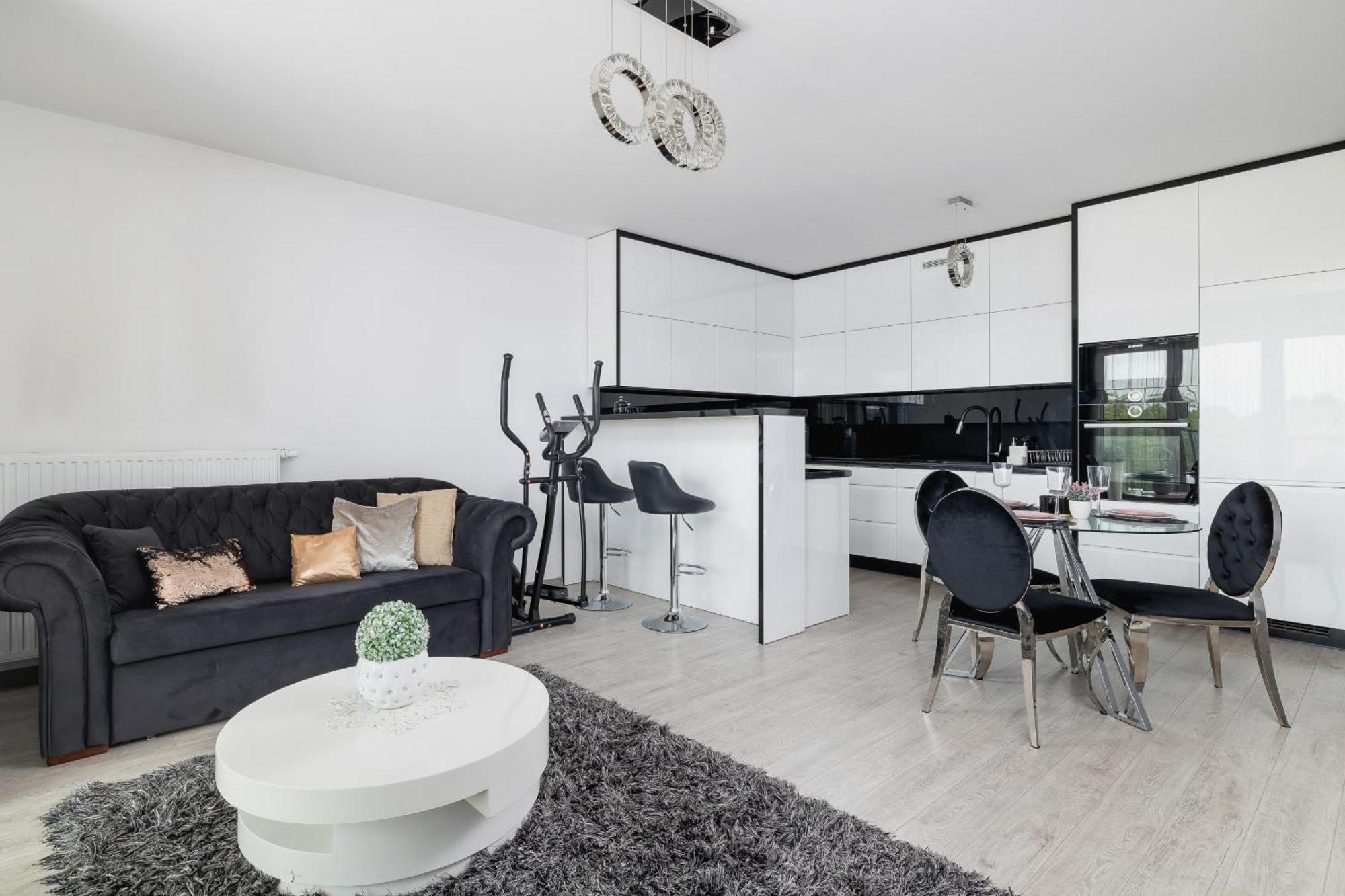 Cracow Pradnik Spacious & Family With 3 Bedroom By Renters Prestige