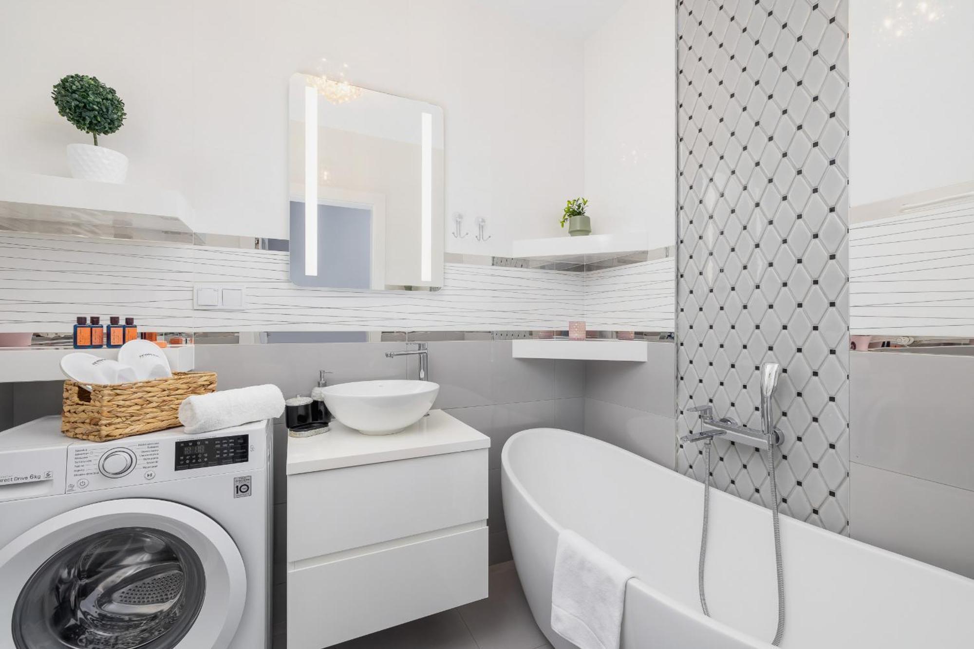 Cracow Pradnik Spacious & Family With 3 Bedroom By Renters Prestige *