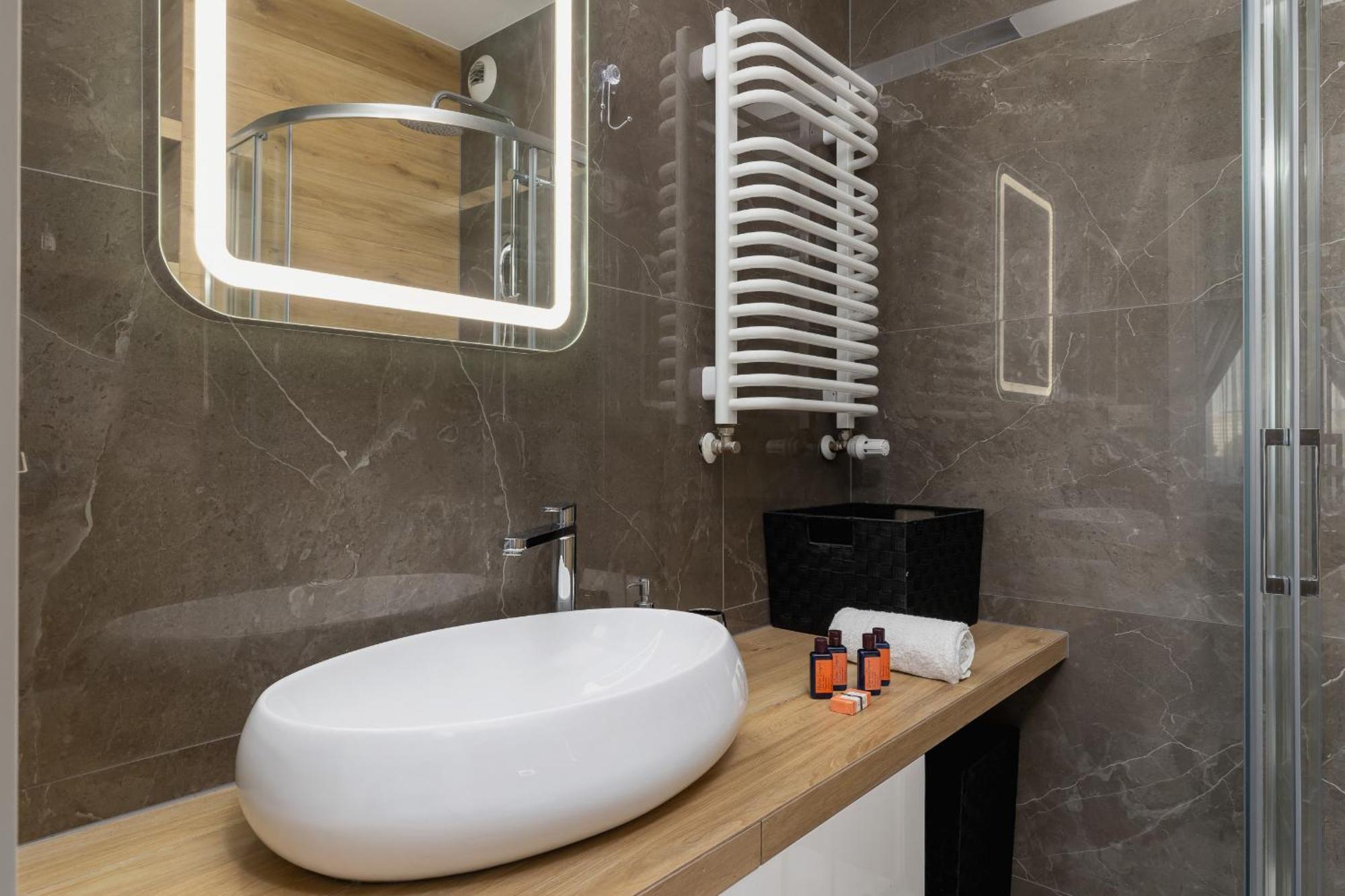 Cracow Pradnik Spacious & Family With 3 Bedroom By Renters Prestige Apartment
