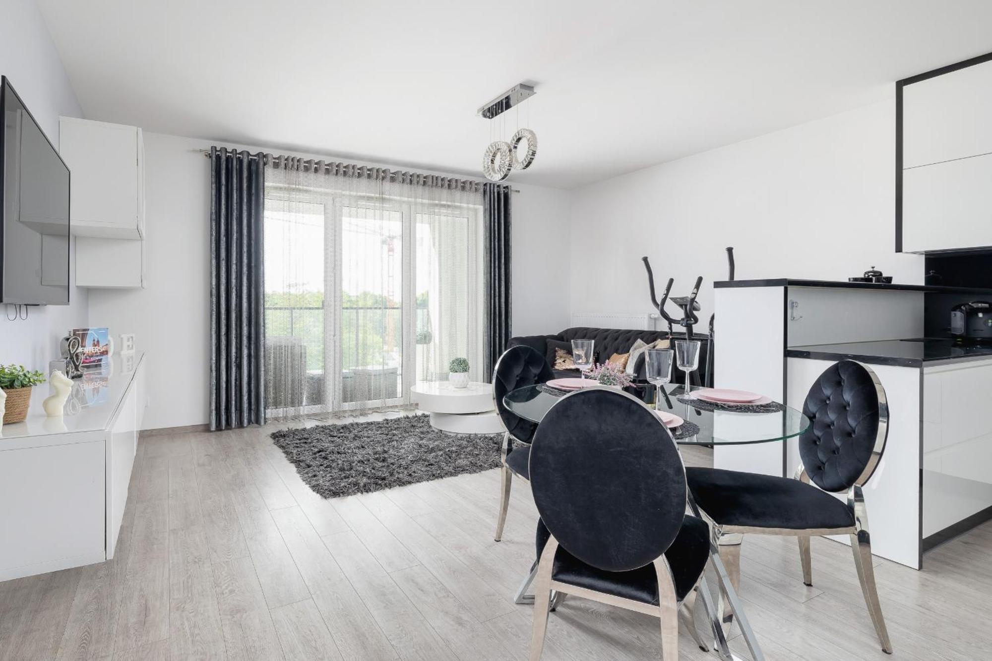 Apartment Cracow Pradnik Spacious & Family With 3 Bedroom By Renters Prestige *