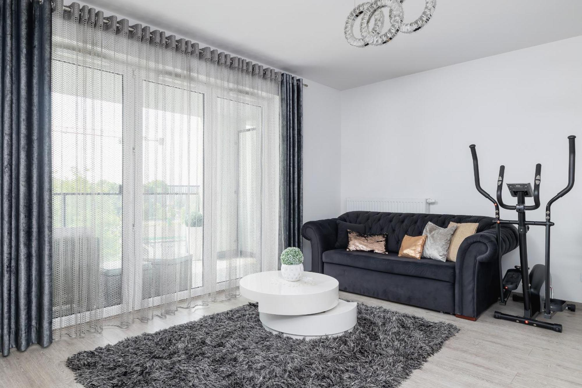 Cracow Pradnik Spacious & Family With 3 Bedroom By Renters Prestige *